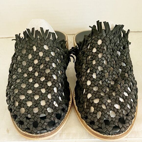 FREE PEOPLE
Mirage Woven Black Leather Mules Sz 40 US 10 - Picture 6 of 10